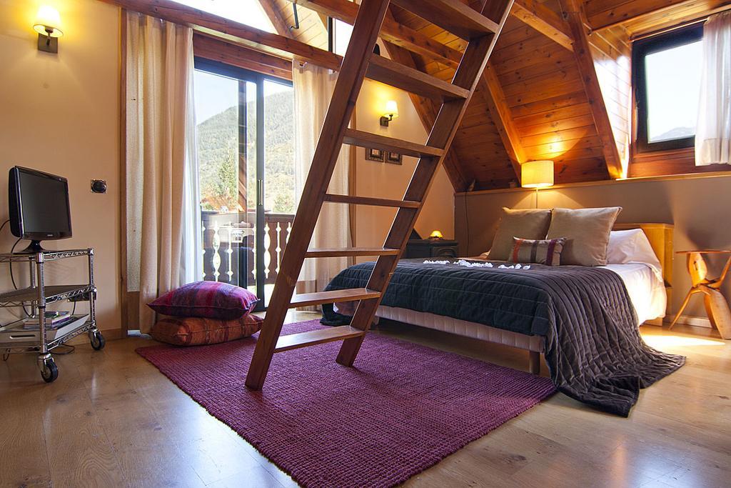 Casa Lola Pirene Villa Vielha Bilik gambar